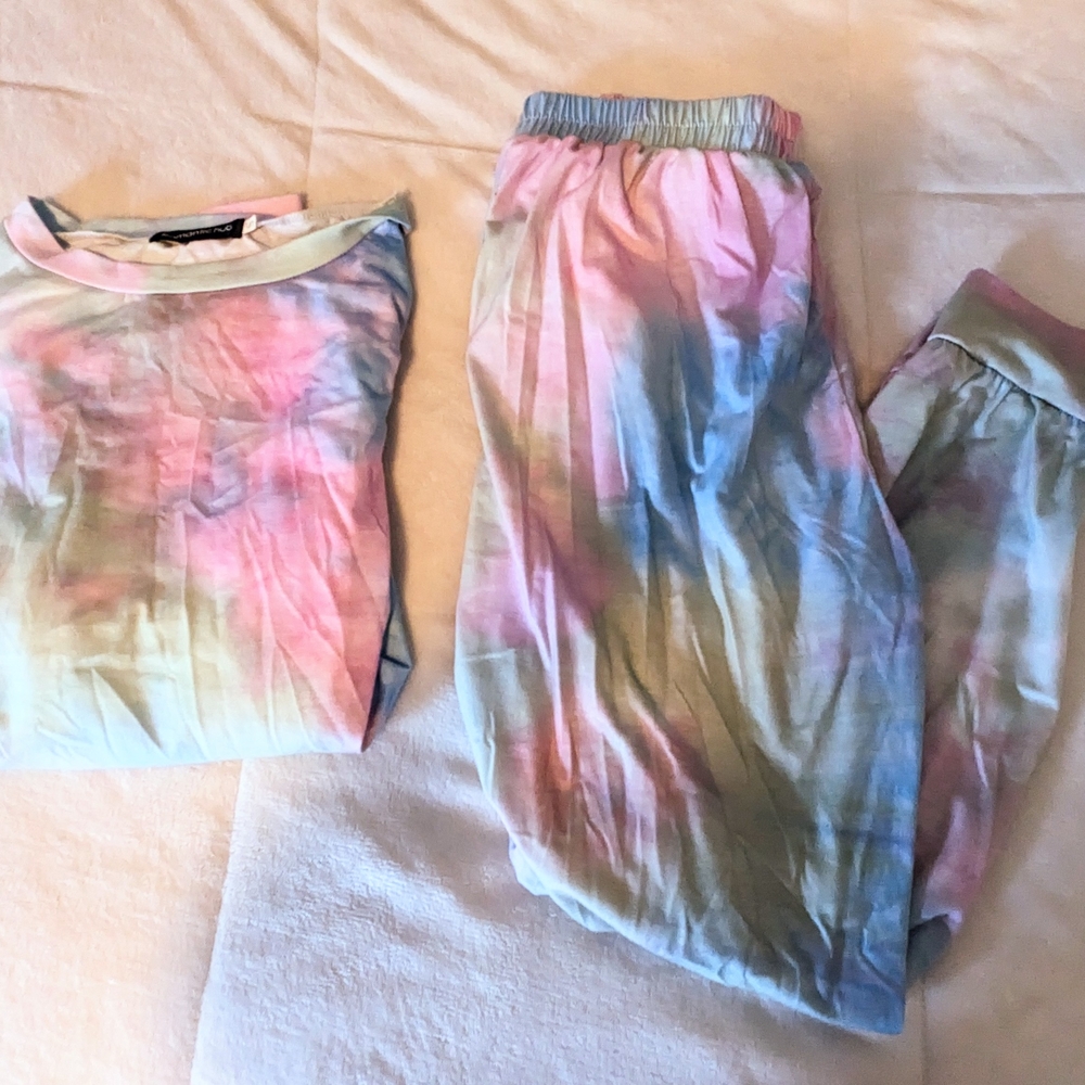 Colorful Tie-Dye Lounge Set